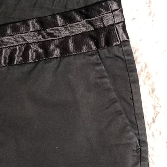 Old Navy black pants - Picture 4 of 6